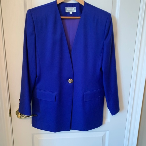 ROYAL  BLUE VIRGIN WOOL BLAZER/JACKET - size 6/8 - NEW WITHOUT TAGS - Picture 1 of 14